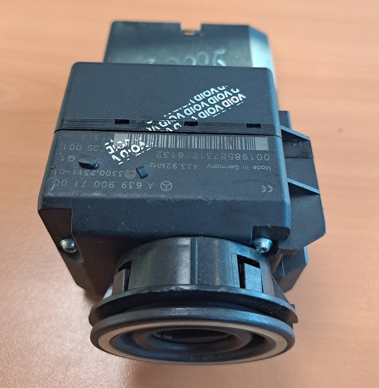 Mercedes EIS W639 6399007100