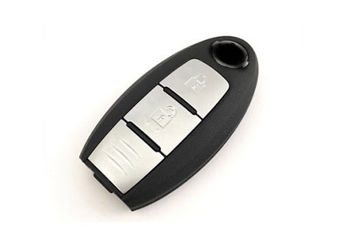 Nissan 2 knoppen keyless start