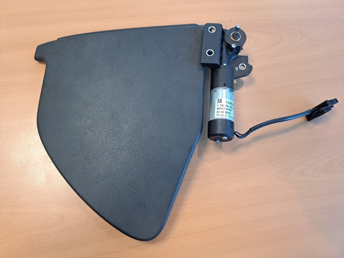 Opel Astra Twintop hoedenplank flap rechts
