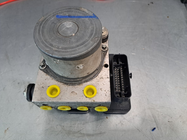 Renault ABS pomp 226510656